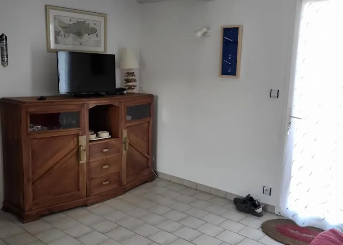 Escale A La Cotiniere Maison Calme Port A Pied بيت للعطل سان بيار دو أوليرون