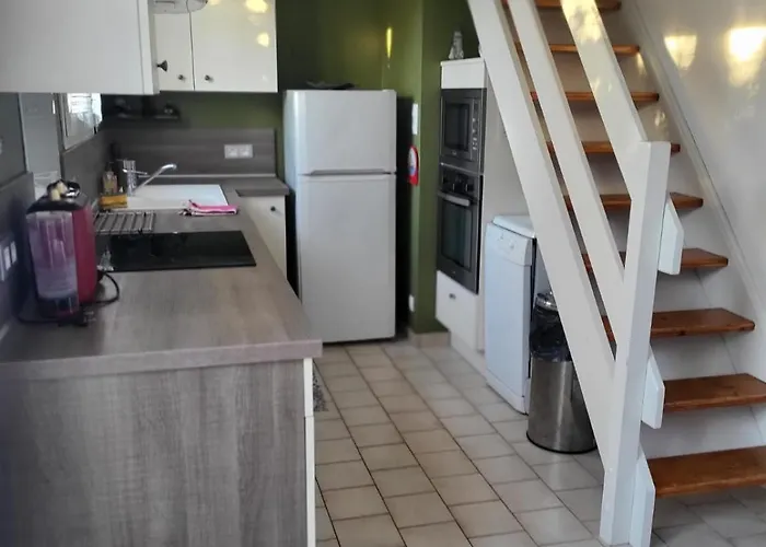 Holiday home Escale A La Cotiniere Maison Calme Port A Pied